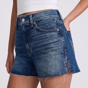 Express High Rise Mom Short